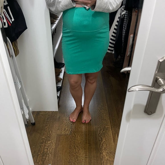 Maternity Skirt - Picture 3 of 4